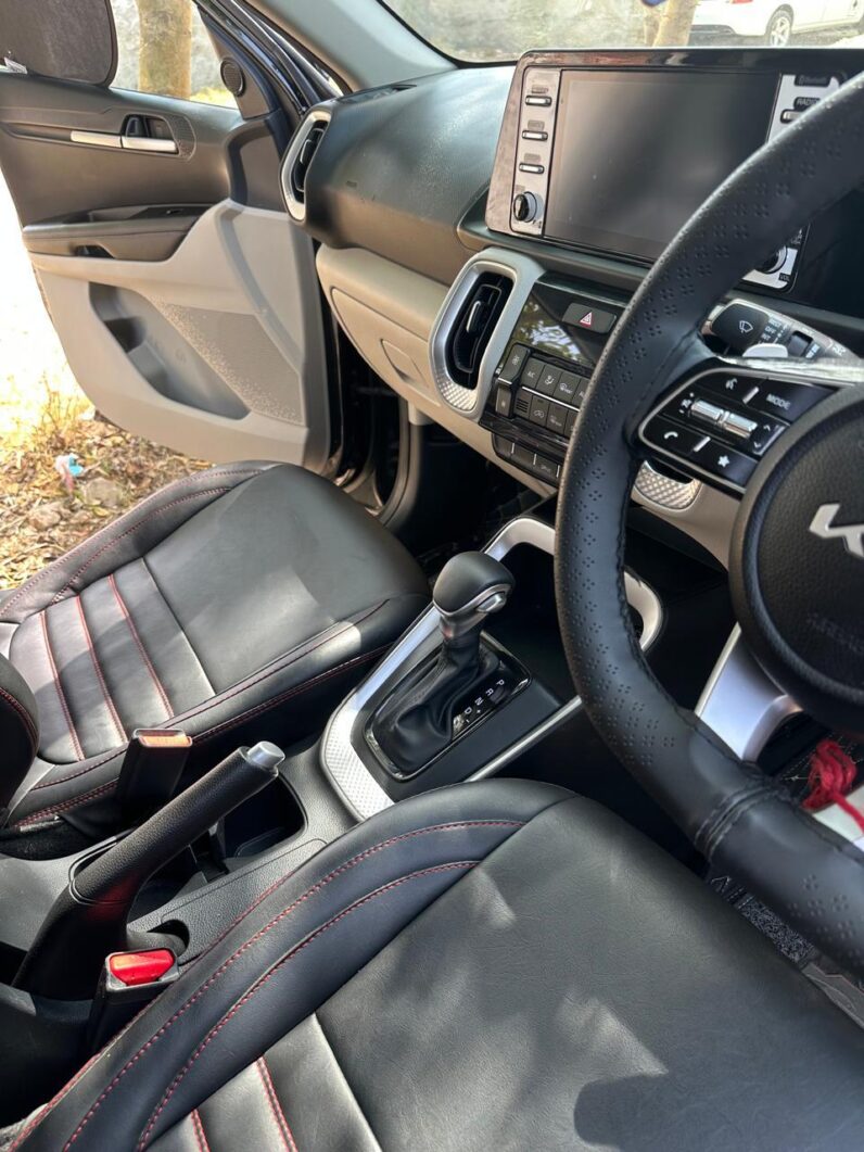
								Kia Sonet Automatic full									