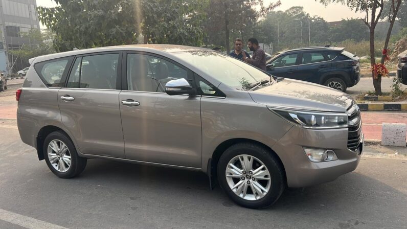 
								Toyota Innova Crysta Automatic full									