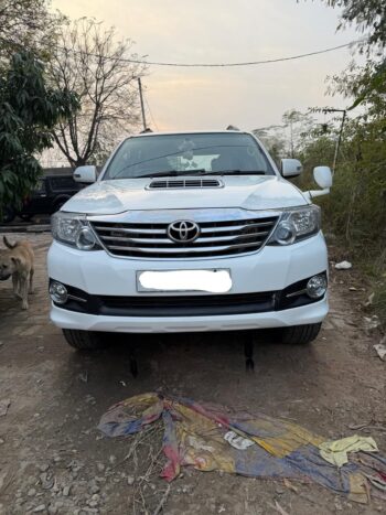 Toyota Fortuner Manual