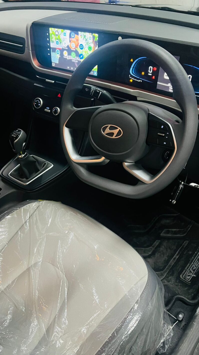 
								Hyundai Creta Manual full									